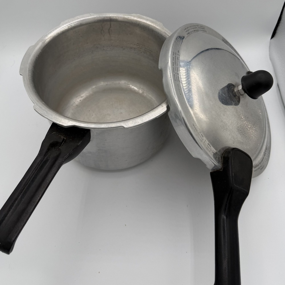Martex 4 1/2 Quart Pressure Cooker Pot w/‎ Lid Aluminum Working Pressure